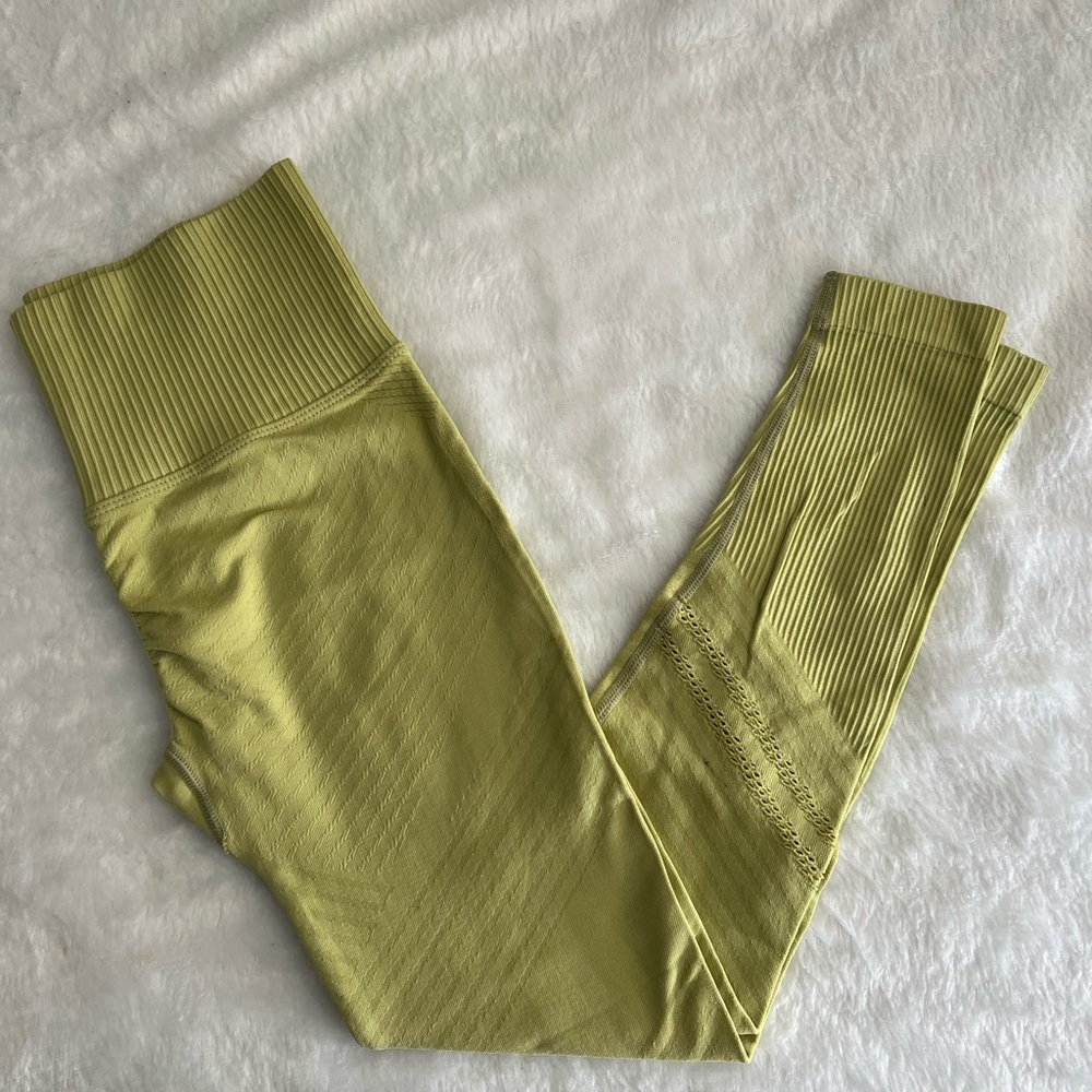 Women’s light Olive Green Leggings